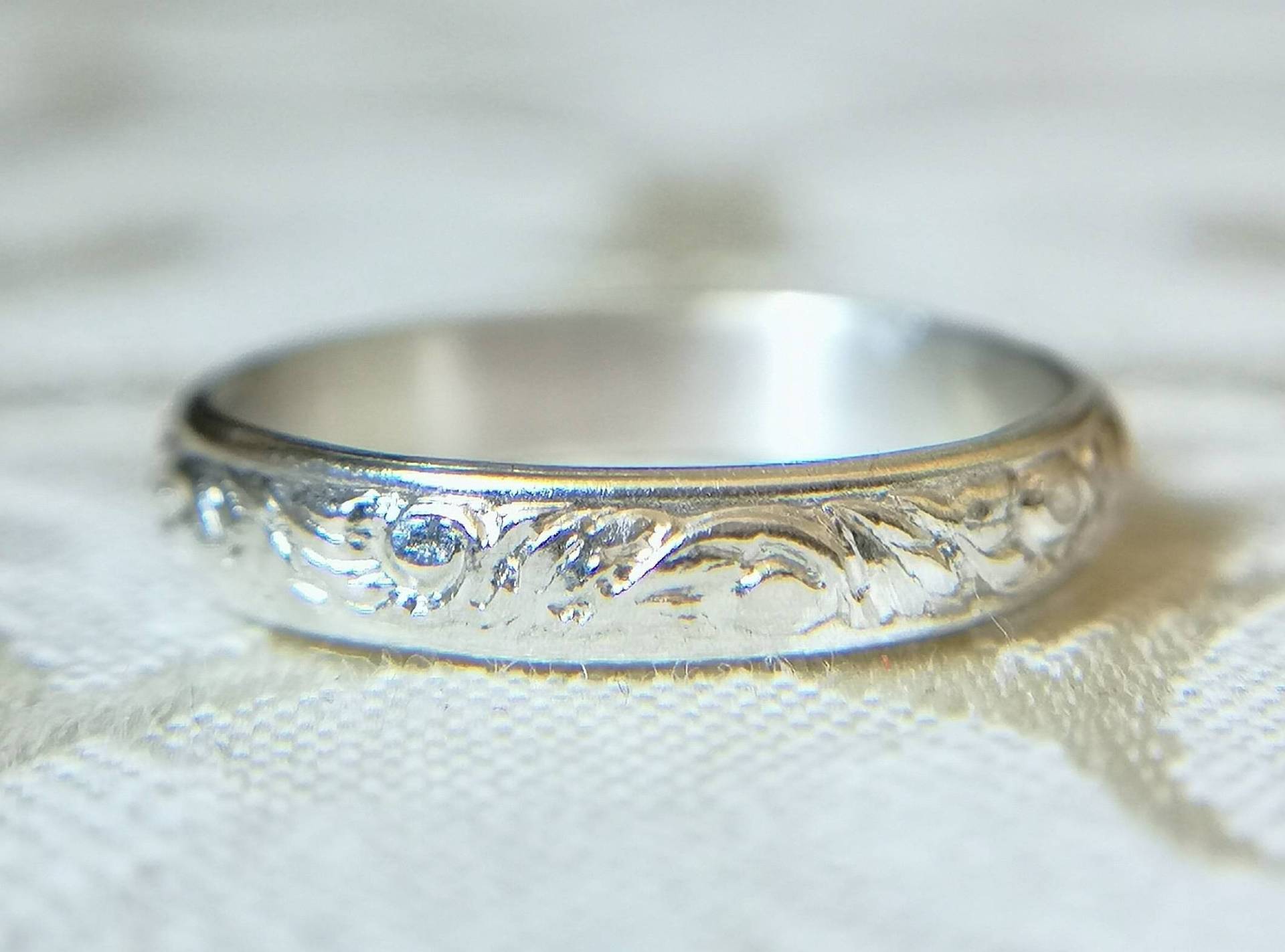 Gemusterter Sterling Silber Ehering - Unisex Floraler Ring Passende Trauringe Für Sie Und Ihn Gemusterter Sterling Silber Ehering - Unisex Floraler Ring Passende Trauringe Für Sie Und Ihn von GaiasCandy