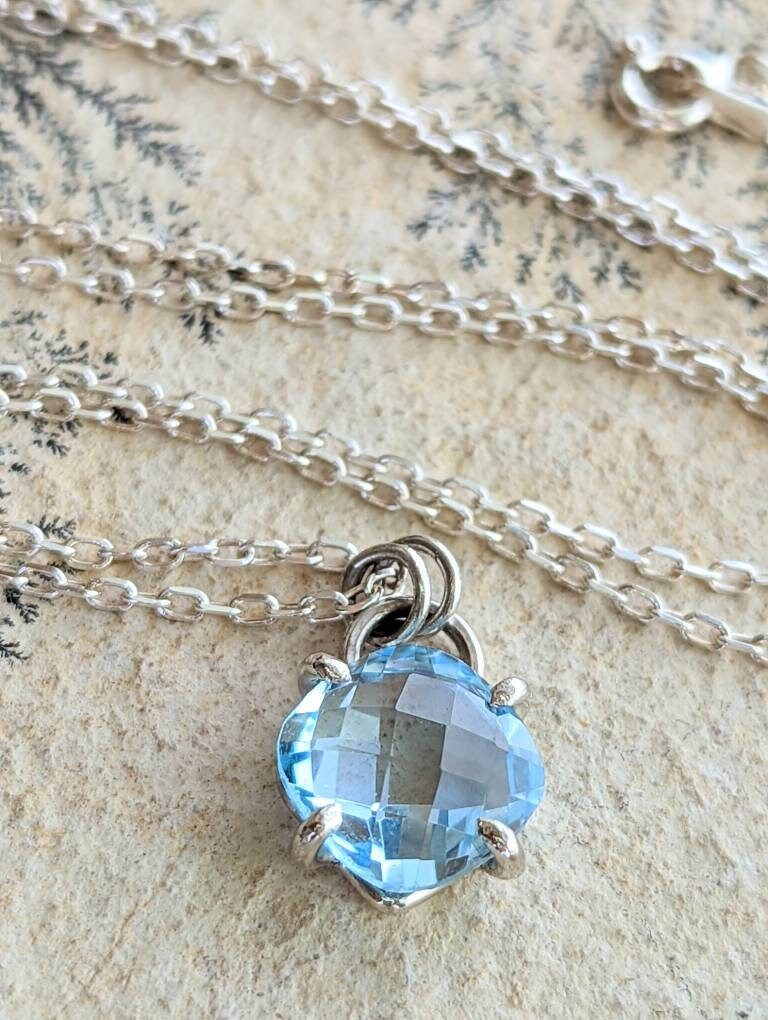 Sky Blue Topas Anhänger Halskette - Dezember Birthstone Schmuck Muttertagsgeschenk Kissenschliffstein Geschenke Unter 100 Geschenk Für Die Frau von GaiasCandy