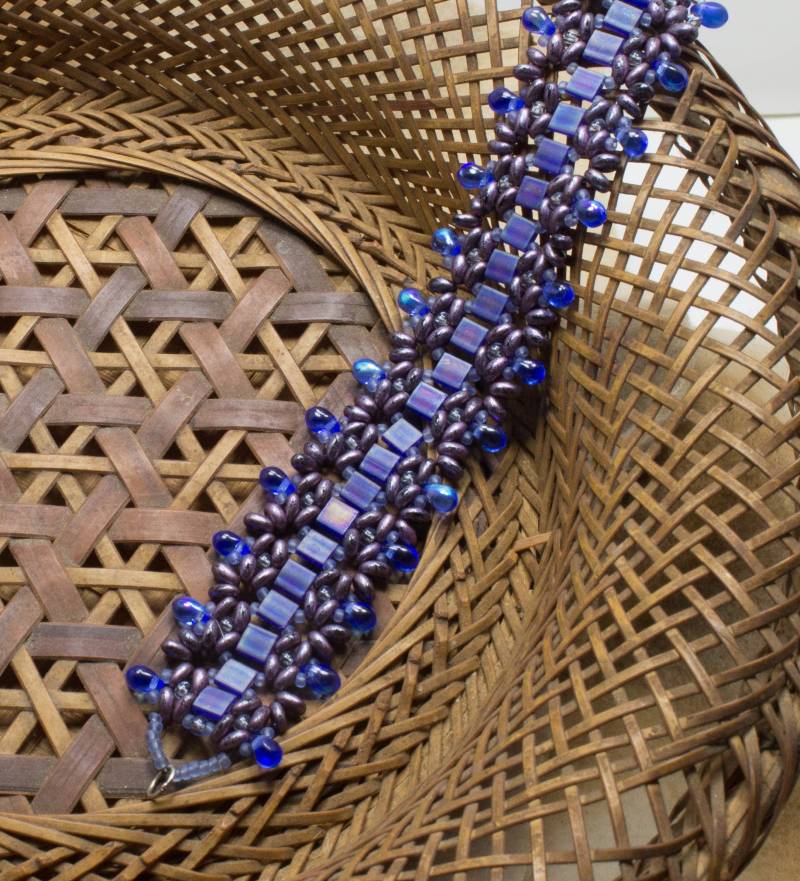 Handgemachte Perlen Armband Breite Manschette von GailsDesignerJewelry