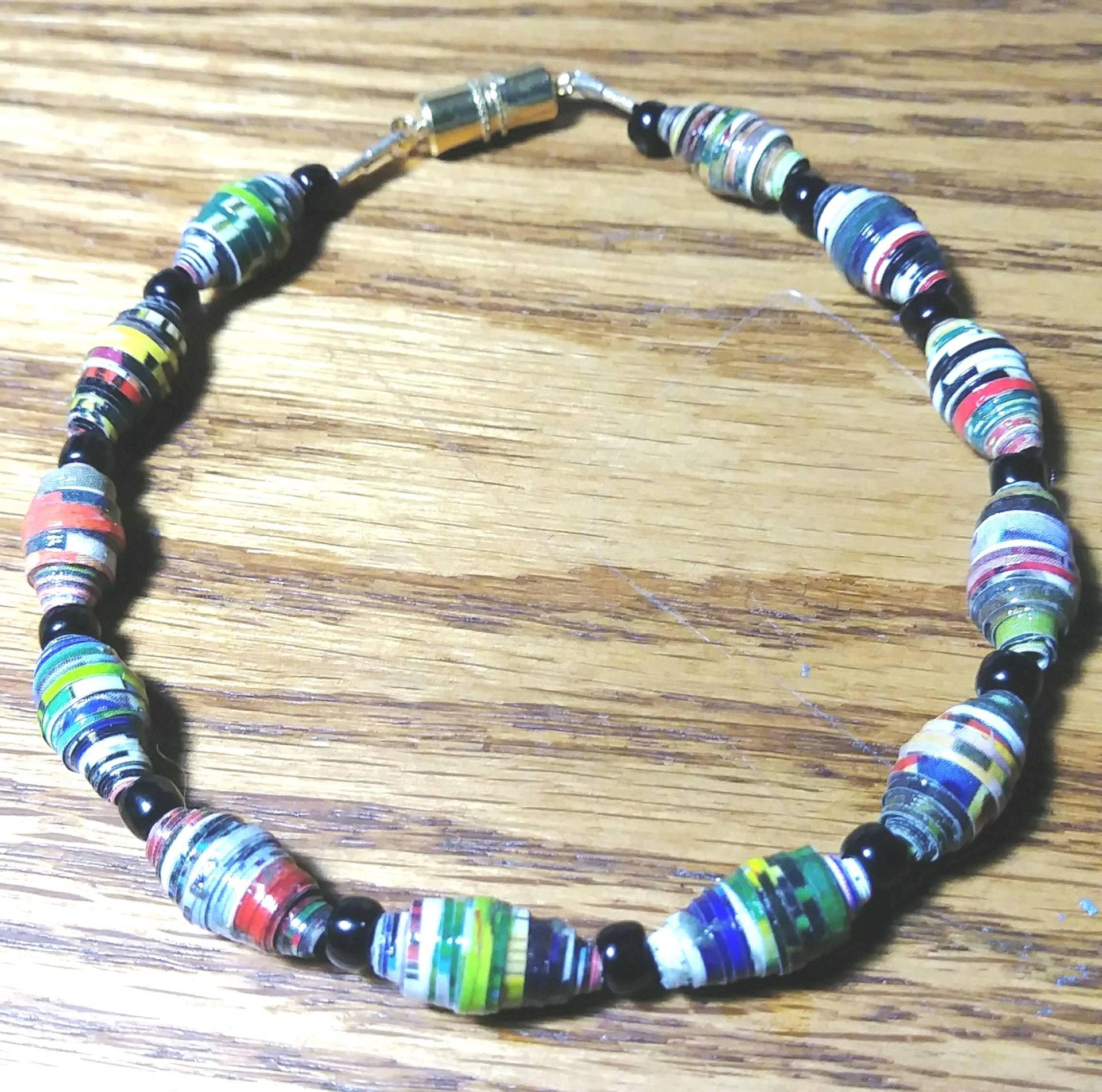 Papierperlen Armband Papierperlen Armband von GailsHomemadeSoaps