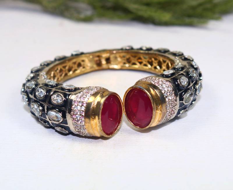 Roter Aventurin Manschette Armband, Vergoldet Runde Cz Stein Armband Schmuck von GajrajGems21