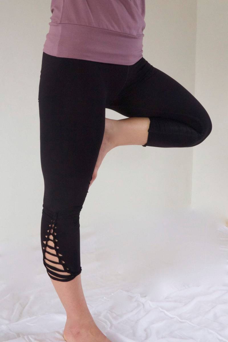 Geflochtene Capri Leggings - Yoga Pilates Training Capri Hose von GalacticGoddessBali