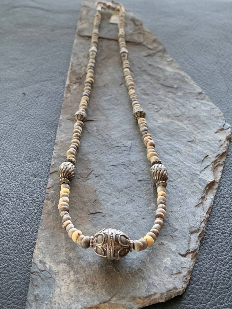 Achate Kette Mit Handgefertigten Silberteile Achate Kette Mit Handgefertigten Silberteile von GalerieTrunz