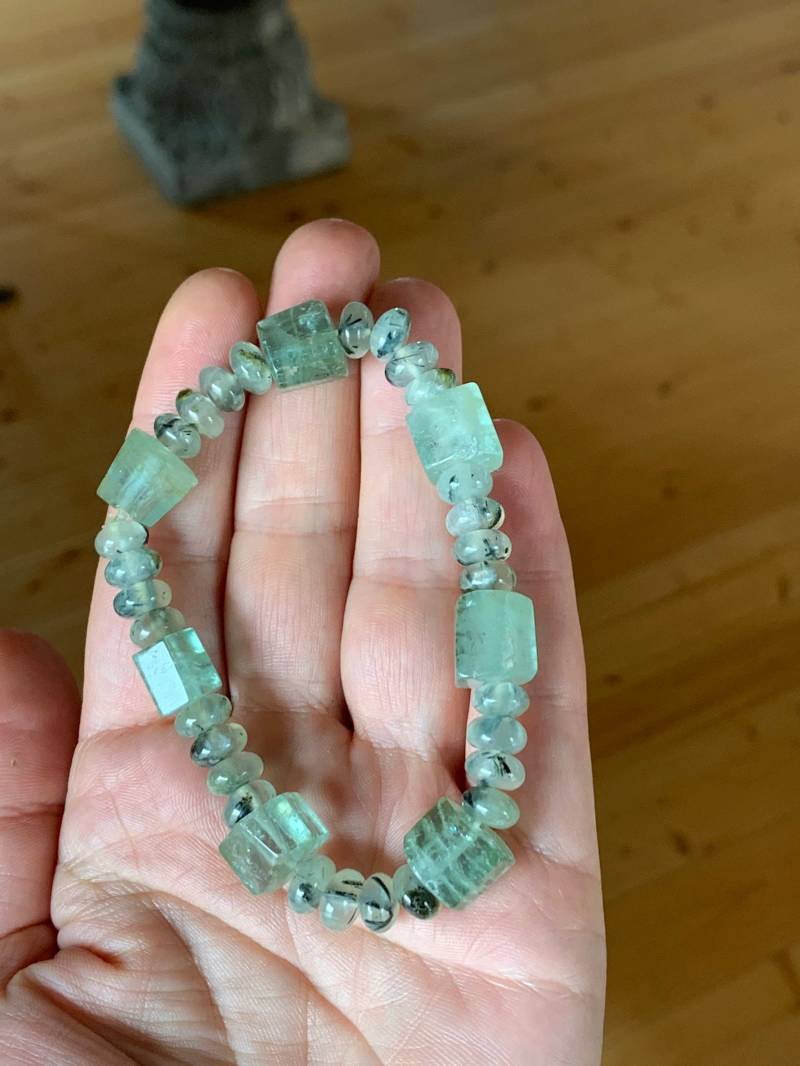 Aquamarin Handschmuck Auf Zugband von GalerieTrunz