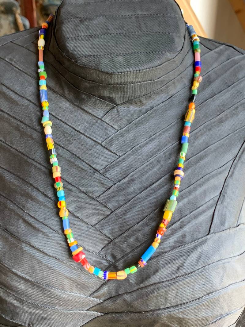 Millefiori Perlenkette Mit Silberverschluss von GalerieTrunz