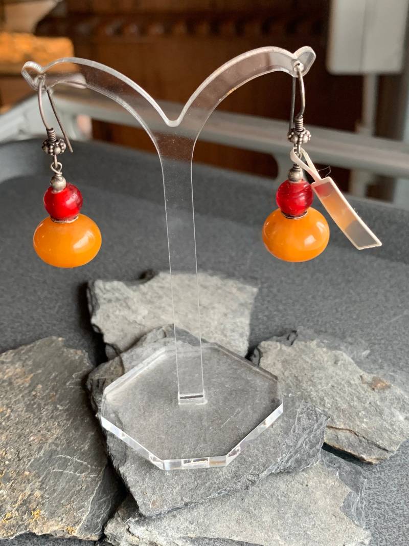 Ohrringe Silber Mit Amber Und Glasstein von GalerieTrunz