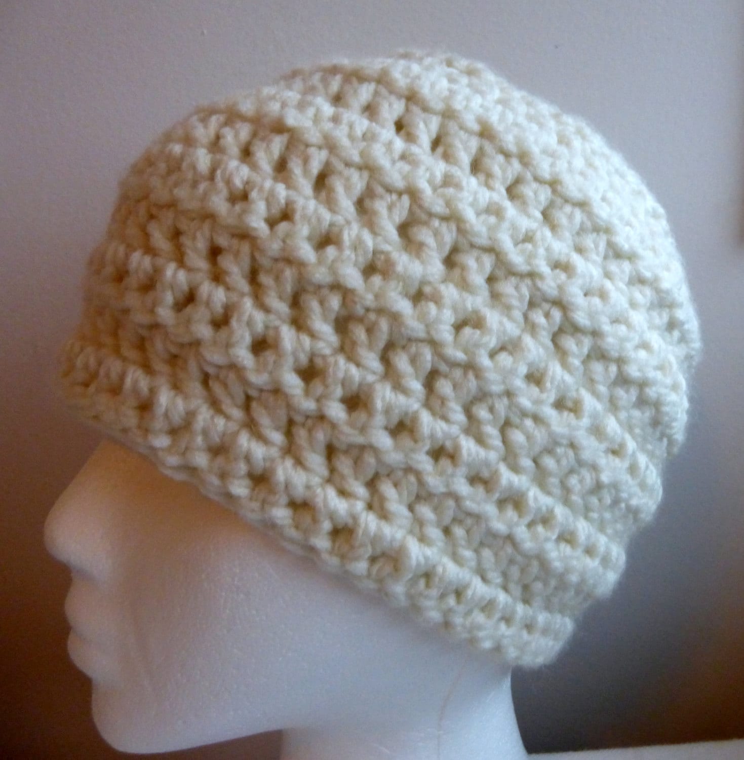 Weiße Beanie Wintermütze von GalianoCreations