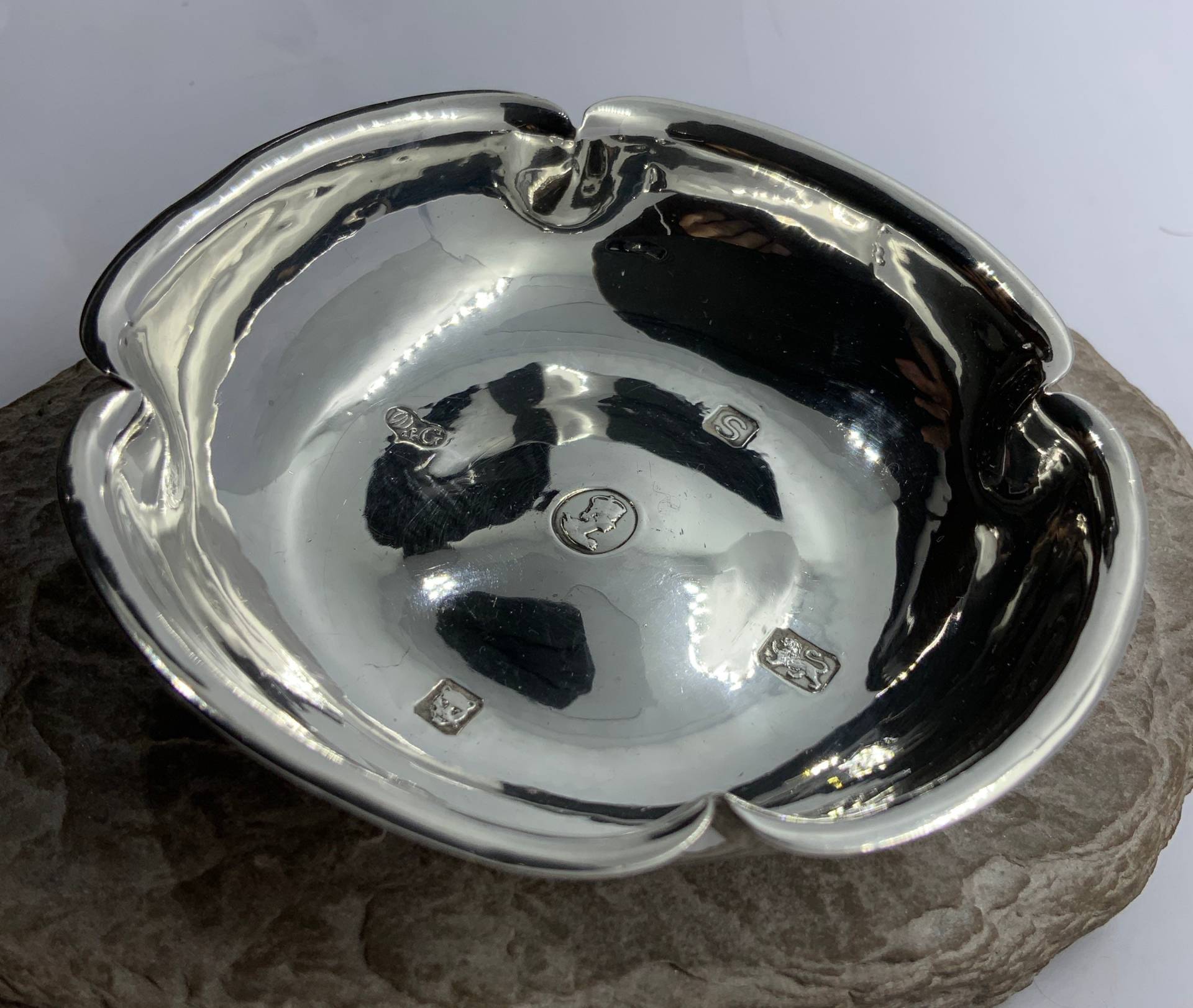 Vintage Massiver Sterling Silber Ring Schmuckschale Vintage Massiver Sterling Silber Ring Schmuckschale von GalleonTreasures