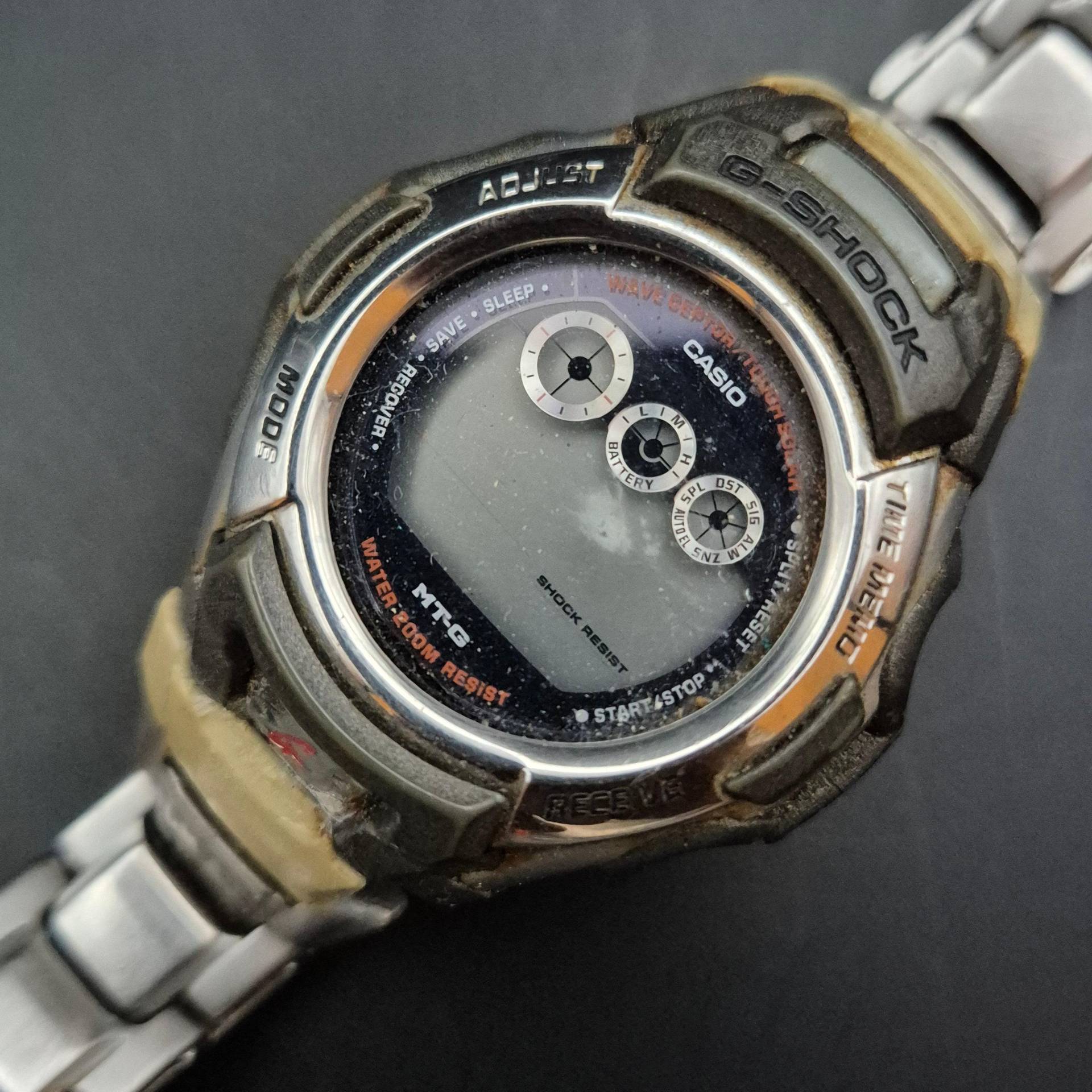 Casio G-Shock Herren Uhr Mtg-9300D - Robust & Funkgesteuert von GalleryJarrodi
