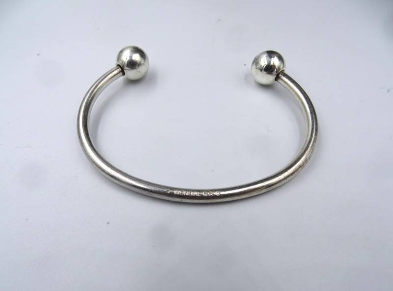 Mondial Br.s Zilveren Bangle Armband Mondial Br.s Zilveren Bangle Armband von GalleryJarrodi