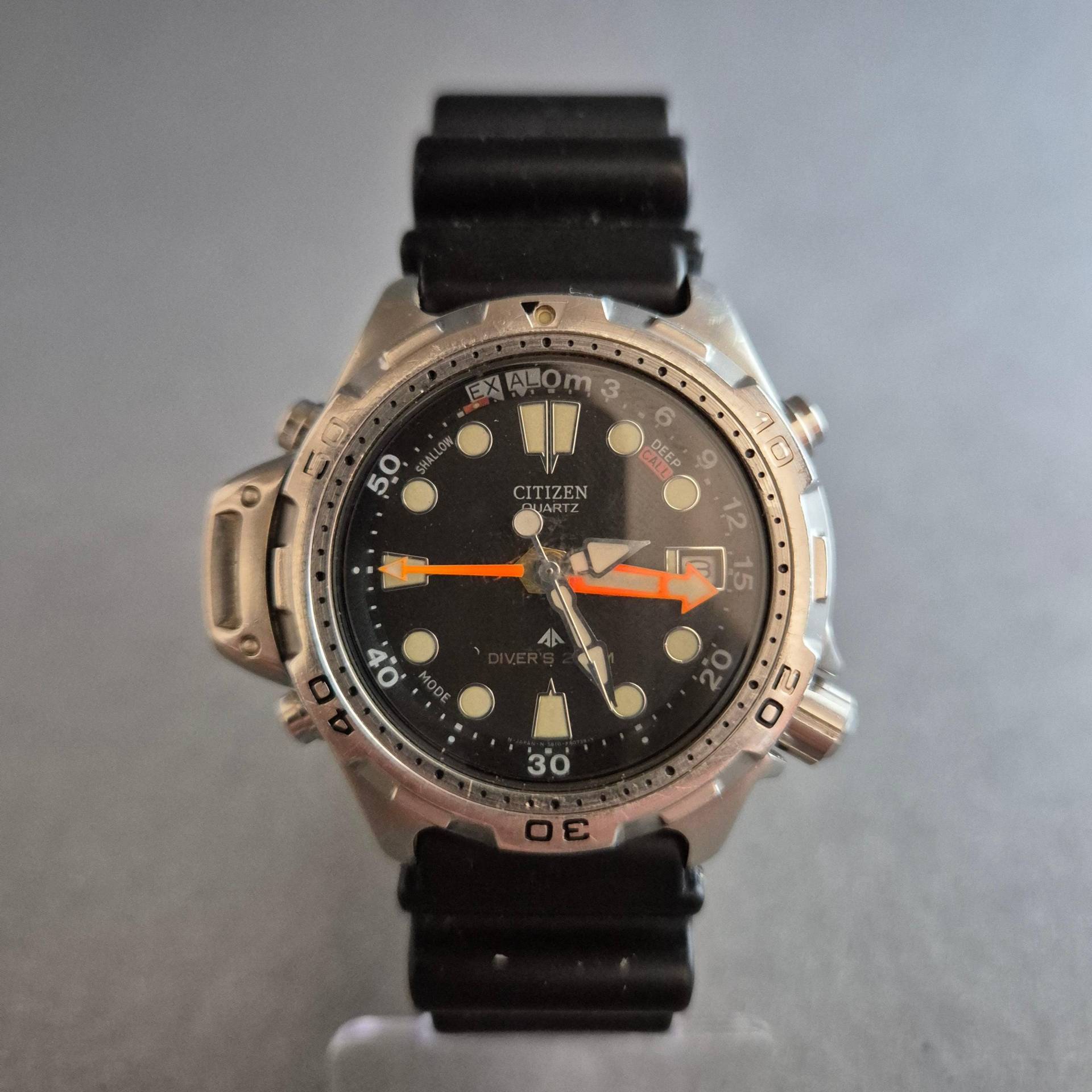 Robuste Citizen Promaster Taucher Uhr - Profi-Design Bis 200 M Robuste Citizen Promaster Taucher Uhr - Profi-Design Bis 200 M von GalleryJarrodi