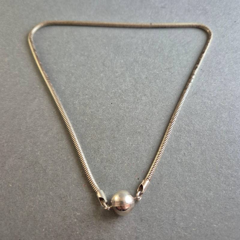 Schlichte 925 Silber Halskette - Zeitloses Design Für Jeden Anlass Schlichte 925 Silber Halskette - Zeitloses Design Für Jeden Anlass von GalleryJarrodi