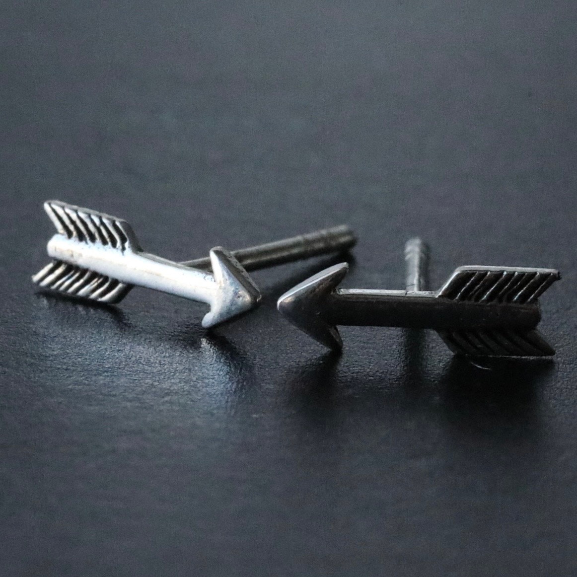 Pfeil Ohrringe, Kleine Sterling Silber Ohrstecker, Folgen Sie Ihrem Pfeil, Zweites Loch Mehrere Piercings, Ohrstecker Pfeil Ohrringe, Kleine Sterling Silber Ohrstecker, Folgen Sie Ihrem Pfeil, Zweites Loch Mehrere Piercings, Ohrstecker von GallivantCollective