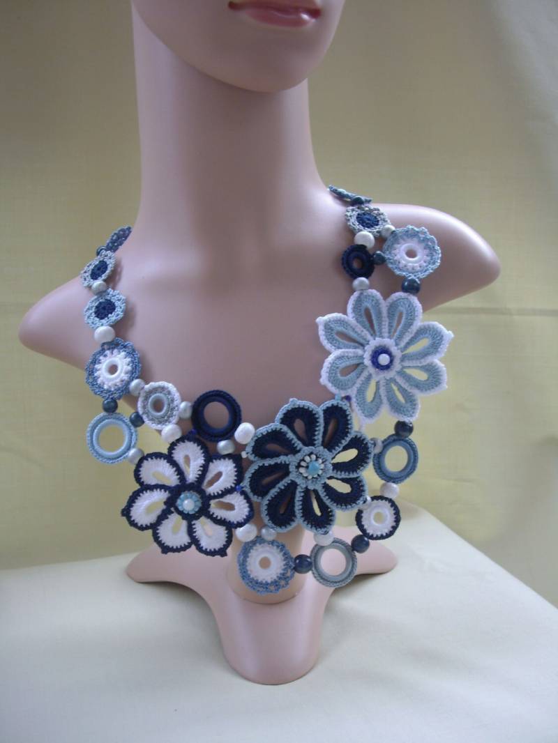 Gehäkelte Halskette Handmade Perlen Zubehör von GalyaKireva