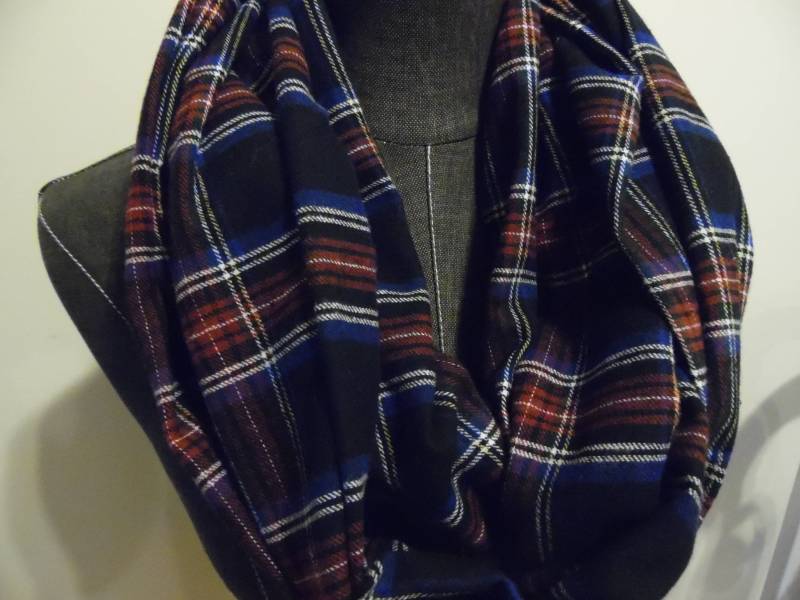 Flanell.plaid Infinity Schals.urlaubsschals.winter Schals.kreisschal.schlauchschal.weihnachtsgeschenke.marineblau.grün.weiß.rot Flanell.plaid Infinity Schals.urlaubsschals.winter Schals.kreisschal.schlauchschal.weihnachtsgeschenke.marineblau.grün.weiß.rot von GamGamzhandcrafted