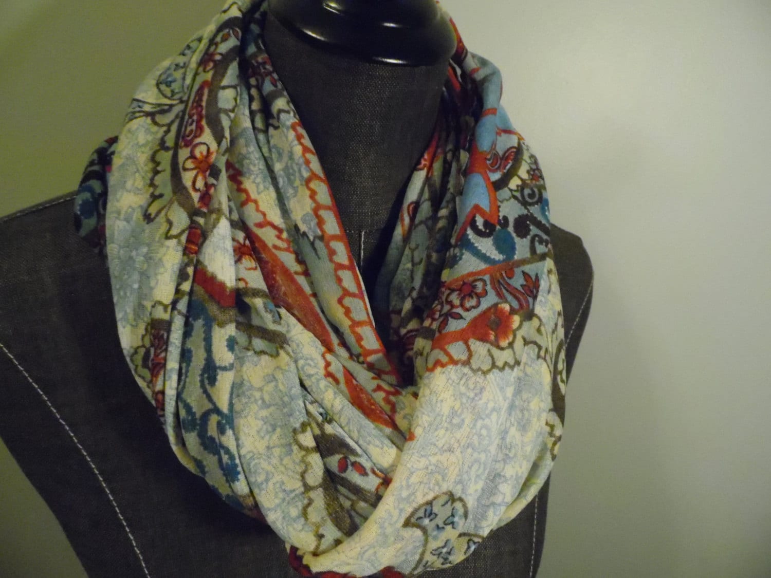 Kreis Schal.unendlichkeit Schal.rechteck.geschenk.ihr.paisley.bunt.rot.blau.creams, Schwarz.grün.frühling.saison von GamGamzhandcrafted