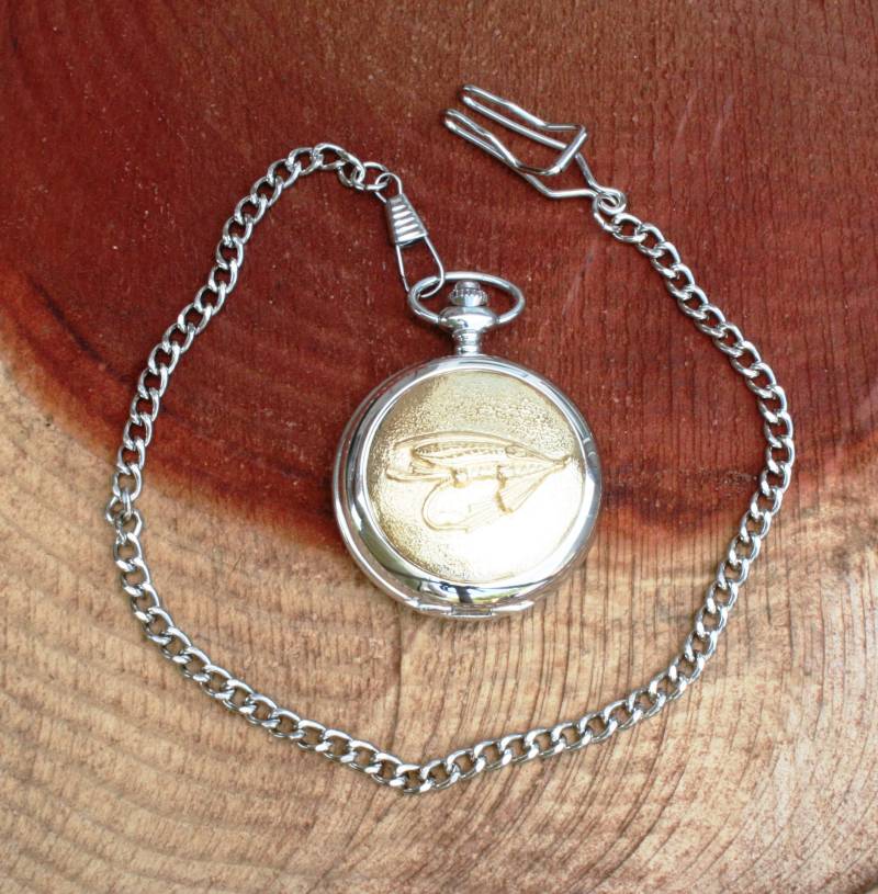 Angeln Fliegen Design Taschenuhr Vergoldet Vatertag Geschenk Boxed Personalisierte Freie Gravur 130 Pw von GamekeepersGifts