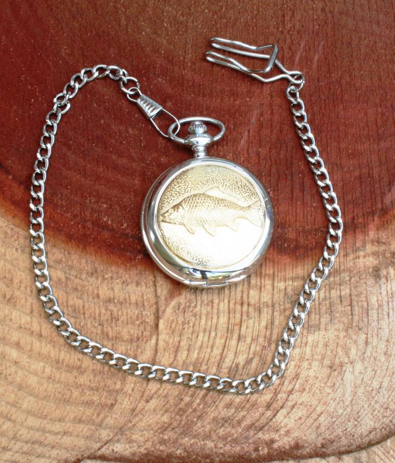 Carp Design Taschenuhr Vergoldet Vatertag Geschenk Boxed Personalisierte Kostenlose Gravur Angeln Pw von GamekeepersGifts