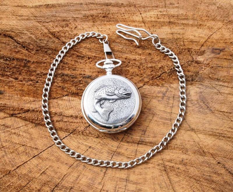 Forelle Fisch Design Taschenuhr Zinn Vatertag Geschenk Boxed Personalisierte Kostenlose Gravur Angeln 378 Pw von GamekeepersGifts