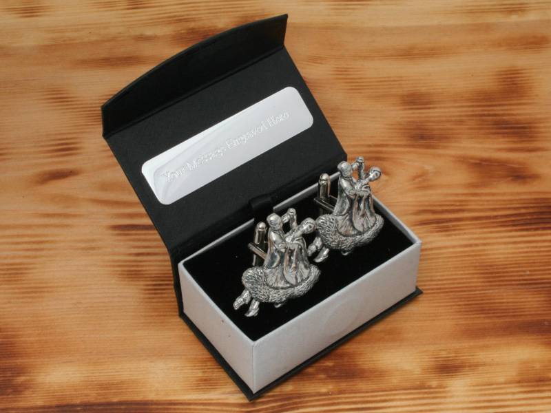 Gesellschaftstanz Manschettenknöpfe Zinn Uk Handgemachte Tanz Weihnachtsgeschenk von GamekeepersGifts