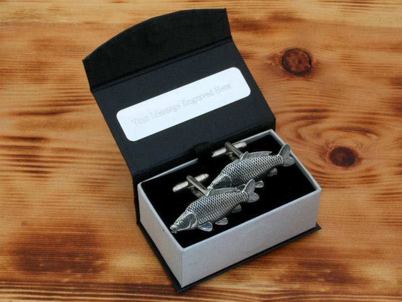 Karpfen Manschettenknöpfe Zinn Uk Handmade Angeln Vatertag Geschenk 80 Cu von GamekeepersGifts