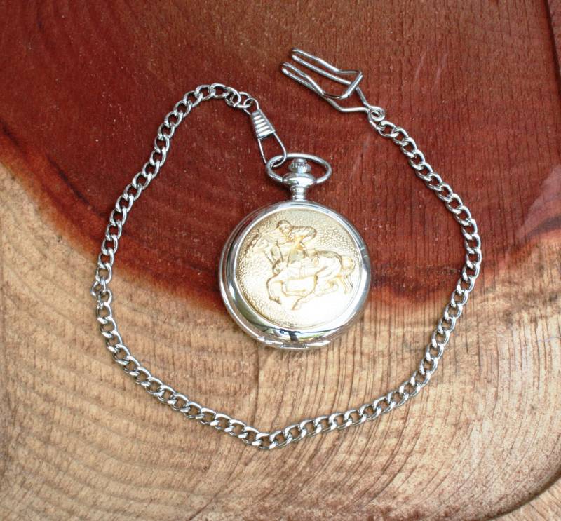 Pferderennen Design Taschenuhr Vergoldet Vatertag Geschenk Boxed Personalisiert Freie Gravur 187 Pw von GamekeepersGifts