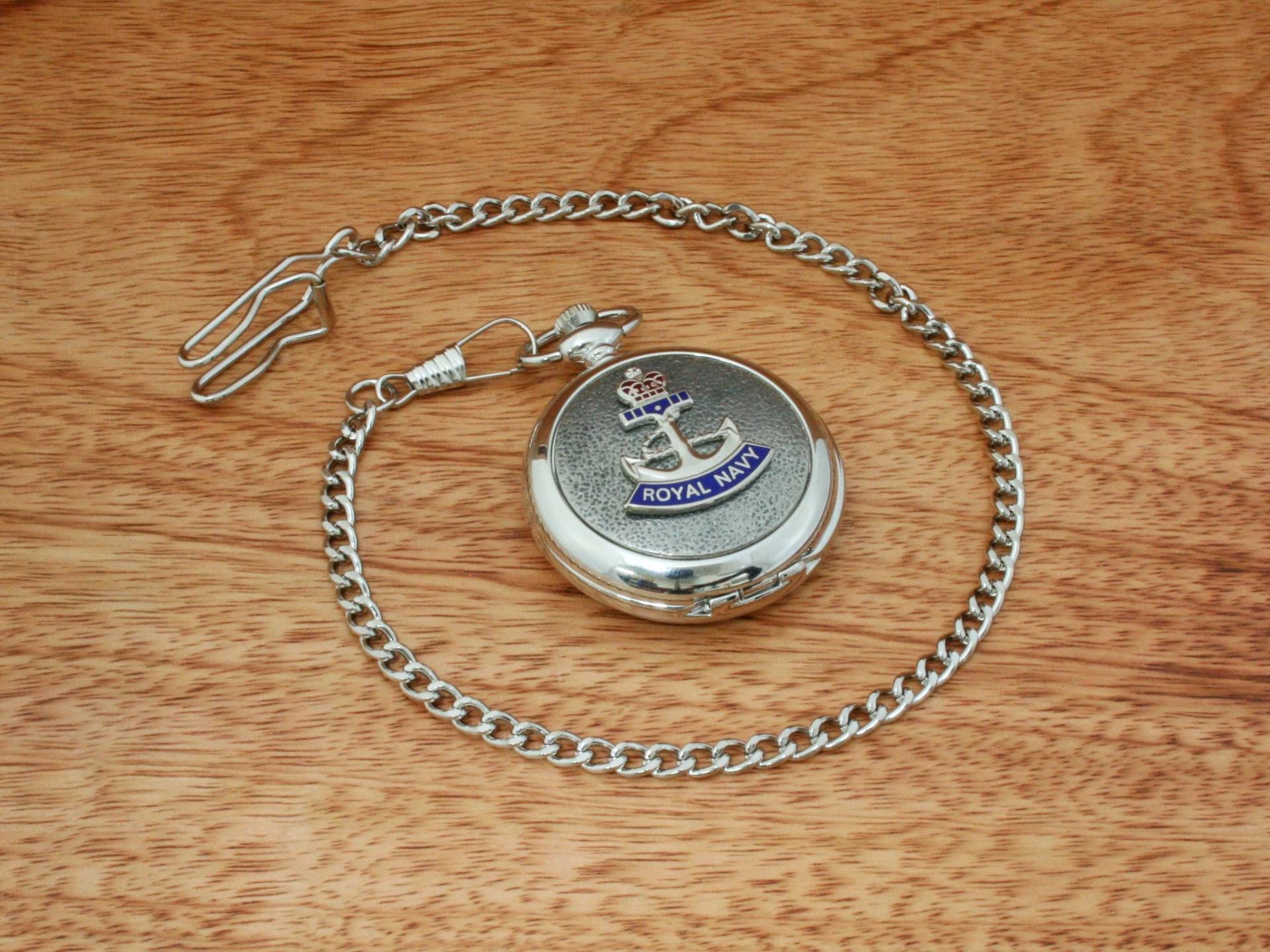 Royal Navy Kronen - Und Ankerdesign-Taschenquarzuhr-Zinnfrei Graviert Vatertagsgeschenk Boxed Militärvatertagsgeschenk Me01 Pw von GamekeepersGifts