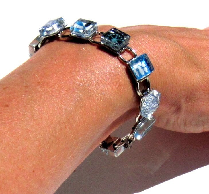 Hawaiian Luau. Ein Kimono Cube Glas Tiie Armband Von Gamiworks Hawaiian Luau. Ein Kimono Cube Glas Tiie Armband Von Gamiworks von GamiWorks