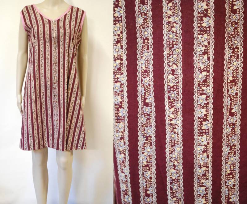 70Er Jahre Maroon Gestreift Floral Print Kleid, Vintage Mid Length Retro Ärmellose Zip Nach Vorne Hippie Baumwolle Mischung Sommer Vtg 1970Er Größe M von GamineRagVintage