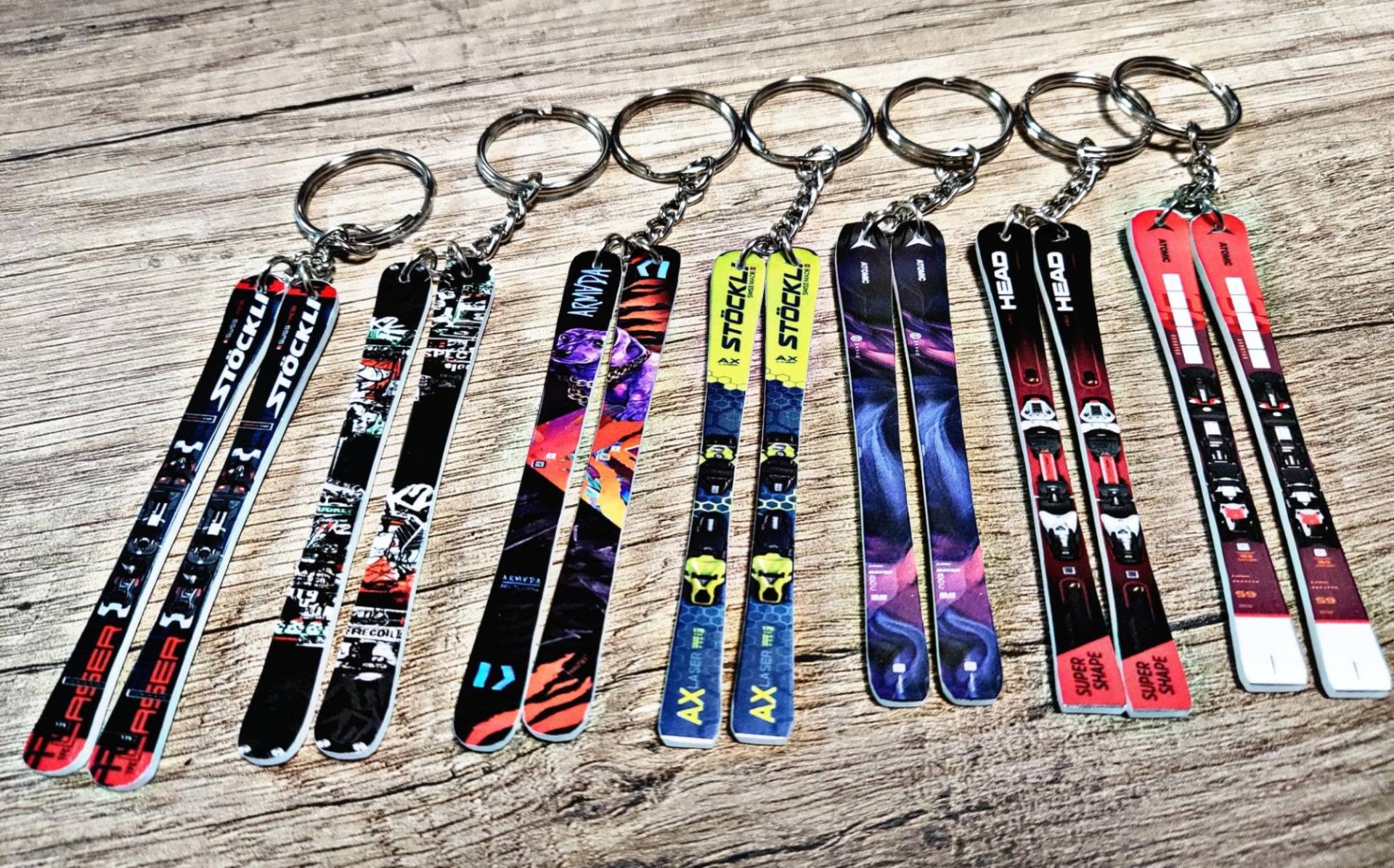 Personalisierter Ski-Schlüsselanhänger | Auf Anfrage Können Wir Jedes Modell Herstellen, Füllen Sie Einfach Die Personalisierung in Der Anzeige Aus Personalisierter Ski-Schlüsselanhänger | Auf Anfrage Können Wir Jedes Modell Herstellen, Füllen Sie Einfach Die Personalisierung in Der Anzeige Aus von GandGLlaveros
