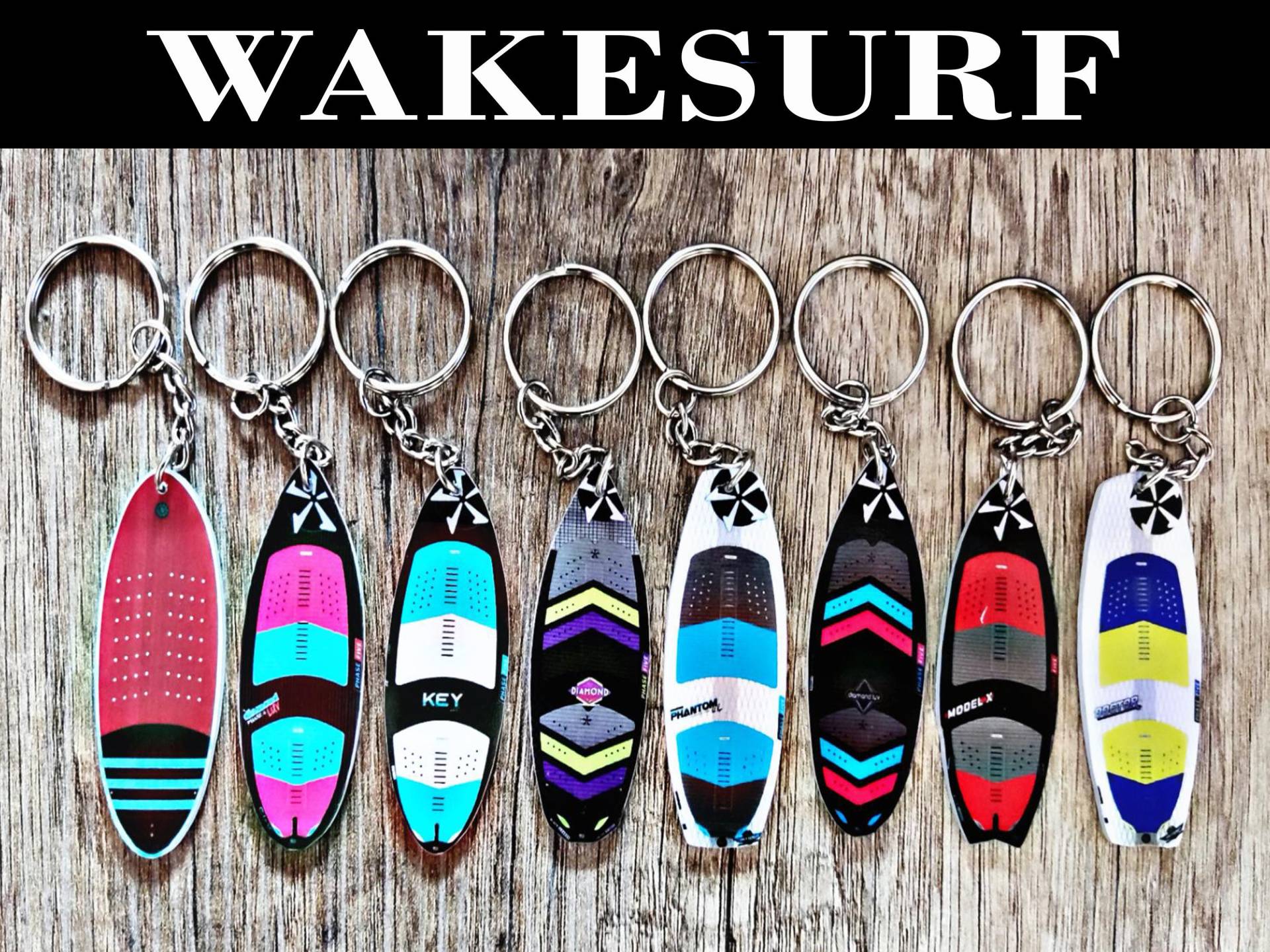 Personalisierter Wakesurf-Schlüsselanhänger | Auf Anfrage Können Wir Jedes Modell Herstellen, Füllen Sie Einfach Die Personalisierung in Der Personalisierter Wakesurf-Schlüsselanhänger | Auf Anfrage Können Wir Jedes Modell Herstellen, Füllen Sie Einfach Die Personalisierung in Der von GandGLlaveros