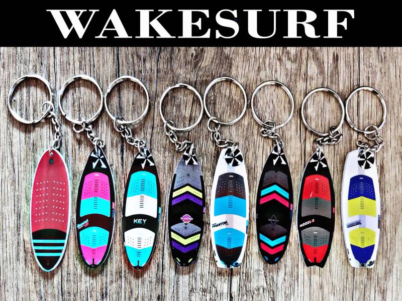 Personalisierter Wakesurf-Schlüsselanhänger | Auf Anfrage Können Wir Jedes Modell Herstellen, Füllen Sie Einfach Die Personalisierung in Der Personalisierter Wakesurf-Schlüsselanhänger | Auf Anfrage Können Wir Jedes Modell Herstellen, Füllen Sie Einfach Die Personalisierung in Der von GandGLlaveros