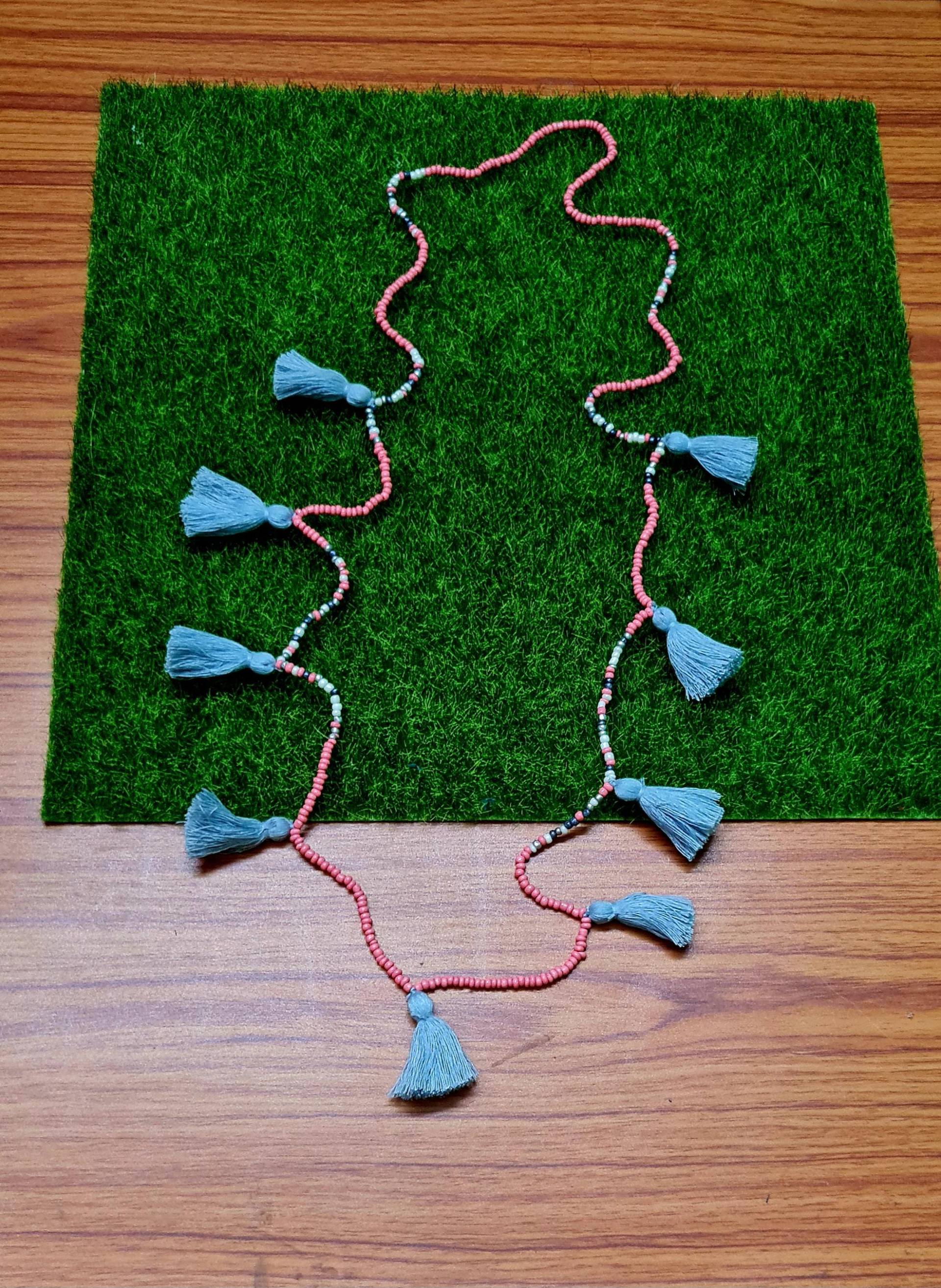 Quasten Halskette - Rosa Und Graue Perlen Quasten, Lange Halskette, Boho Grau von GangesIndiSoul