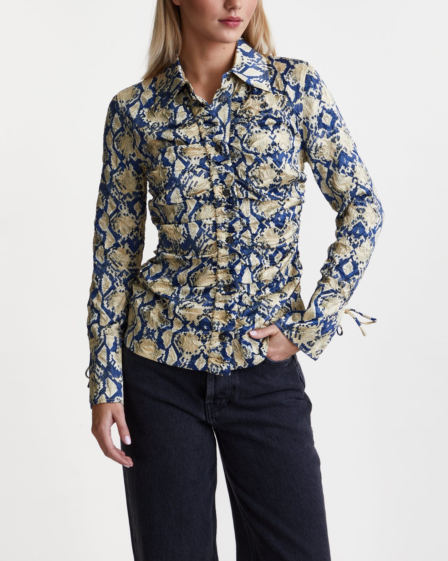 Ganni Shirt Crinkled Satin Fitted Safari von Ganni