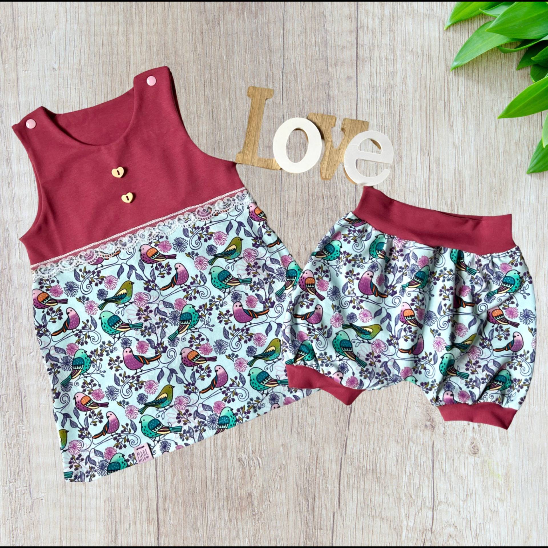 Sommerkleid Kind/ Sommer Set Kind Mit Kurzer Pumphose/ Mädchen/Sommerhose Mädchen/ Mädchen Sommer/ Handmade/ Gr. 92-98 von GanskleinbyDenise