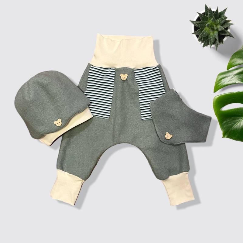 Walkhose Im Set Mit Mütze Und Halstuch Kind, Pumphose Walk Kinder, Taschen Aus Merinowolle, Farbe Mint, Wollmütze, Gr. 80/86 von GanskleinbyDenise
