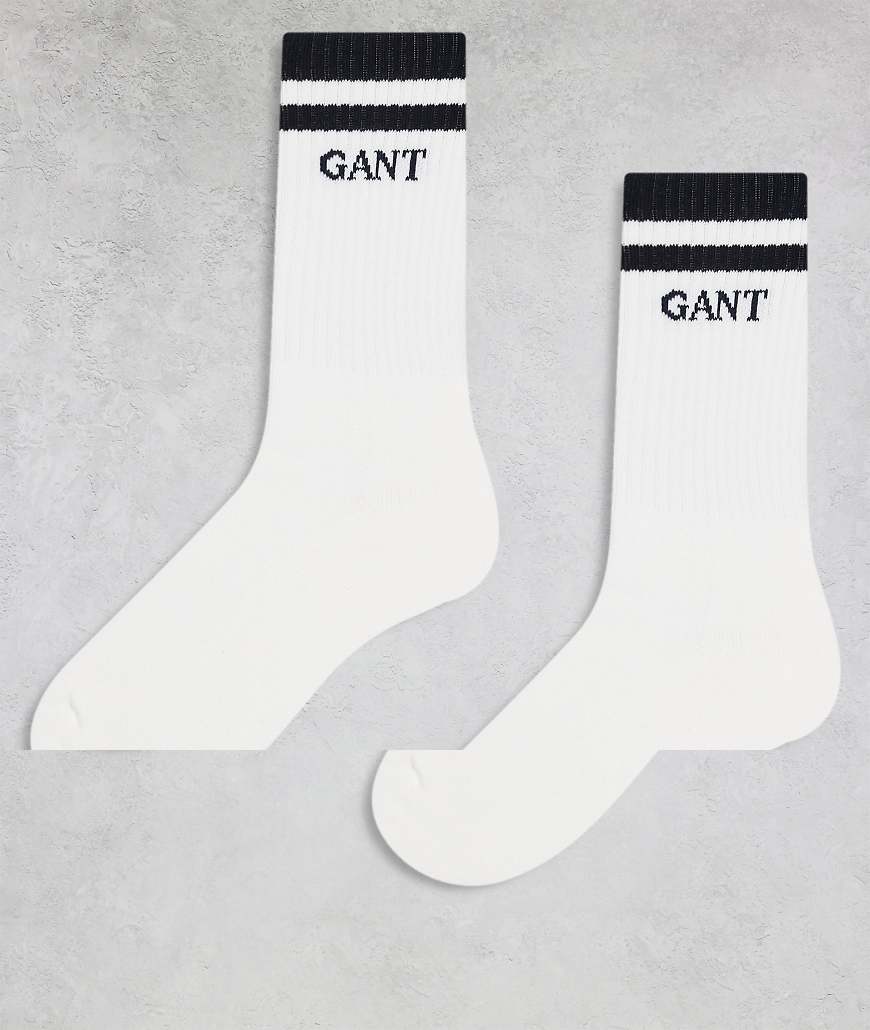 GANT - 2er-Pack Sportsocken in Weiß mit Schild-Logo GANT - 2er-Pack Sportsocken in Weiß mit Schild-Logo von Gant