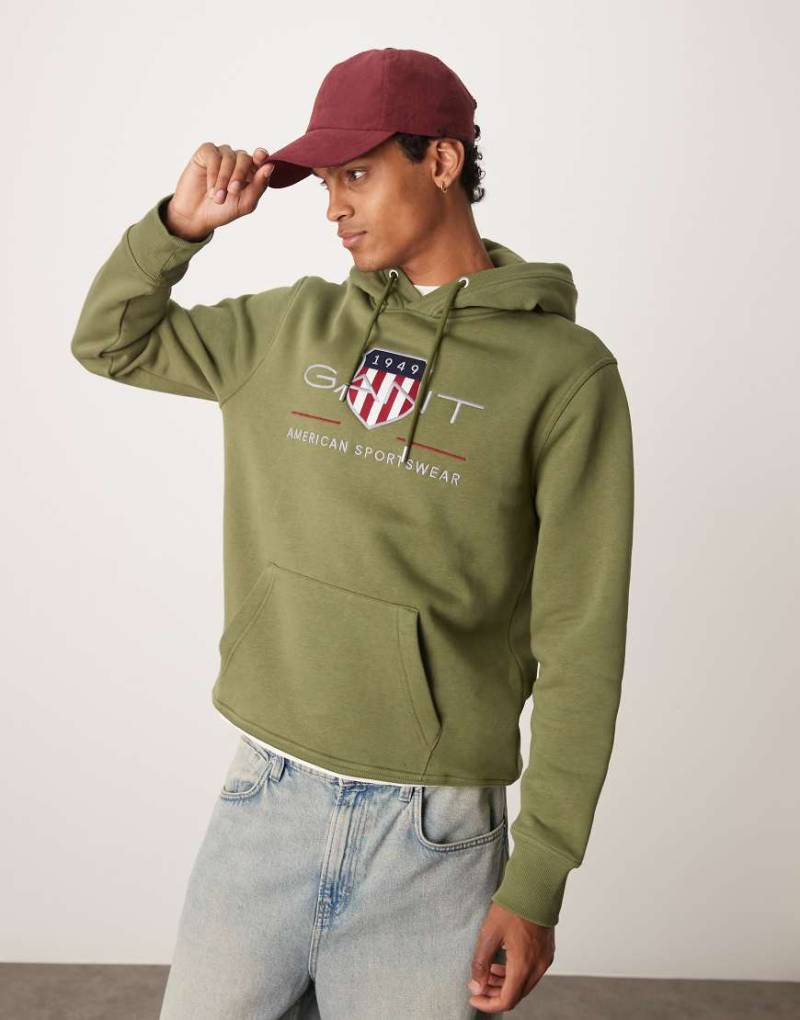 GANT - Archive - Kapuzenpullover in Khaki mit großem Logo-Grün von Gant