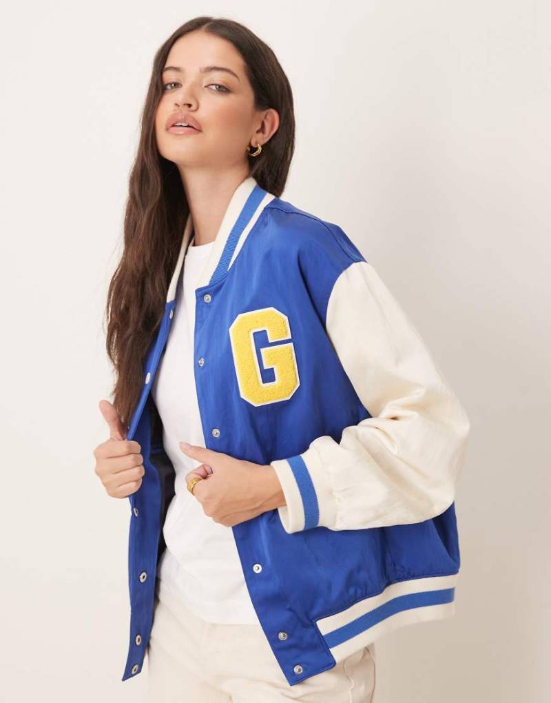 GANT - Bomberjacke im College-Stil in Blau mit Letterman-Logo von Gant