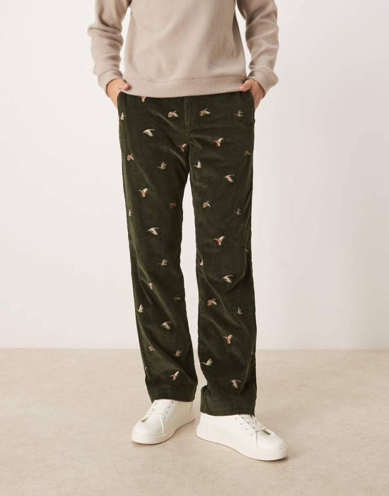 GANT - Gerade Hose aus Cord in Dunkelgrün mit Stickerei von Gant