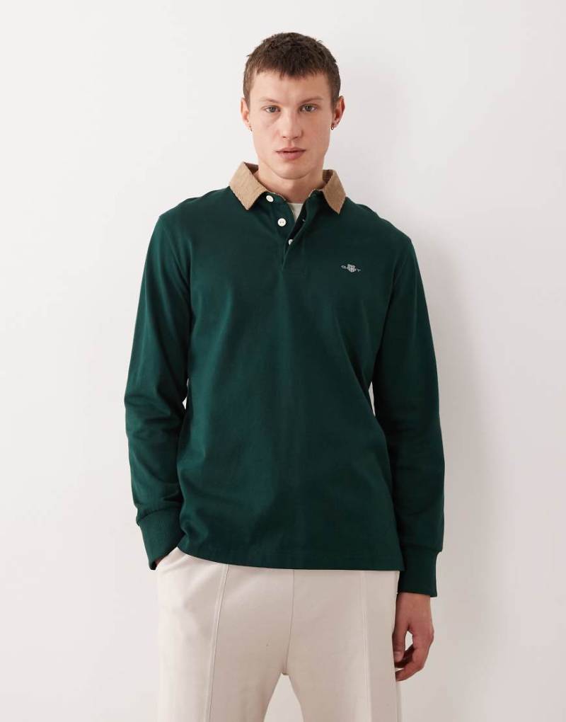 GANT - Langärmliges Polohemd in Dunkelgrün mit Cordkragen von Gant