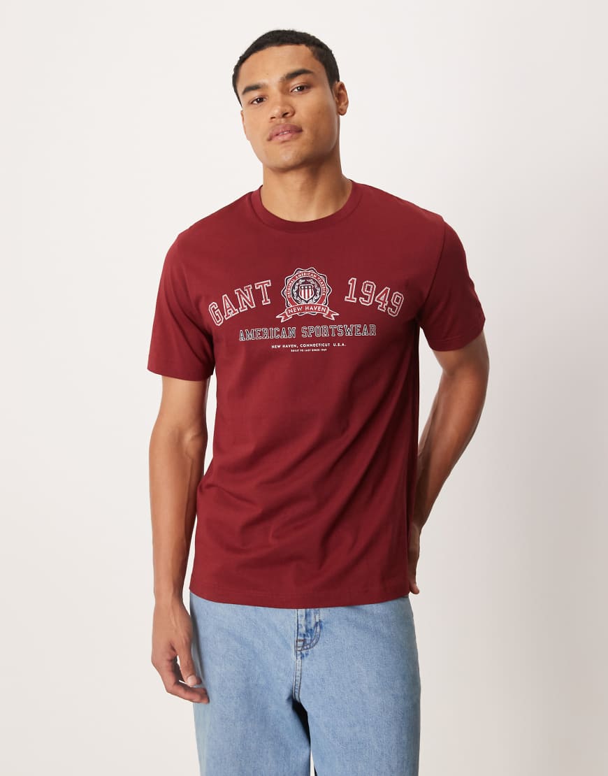 GANT - T-Shirt im Vintage-Stil in Dunkelrot mit College-Logo von Gant
