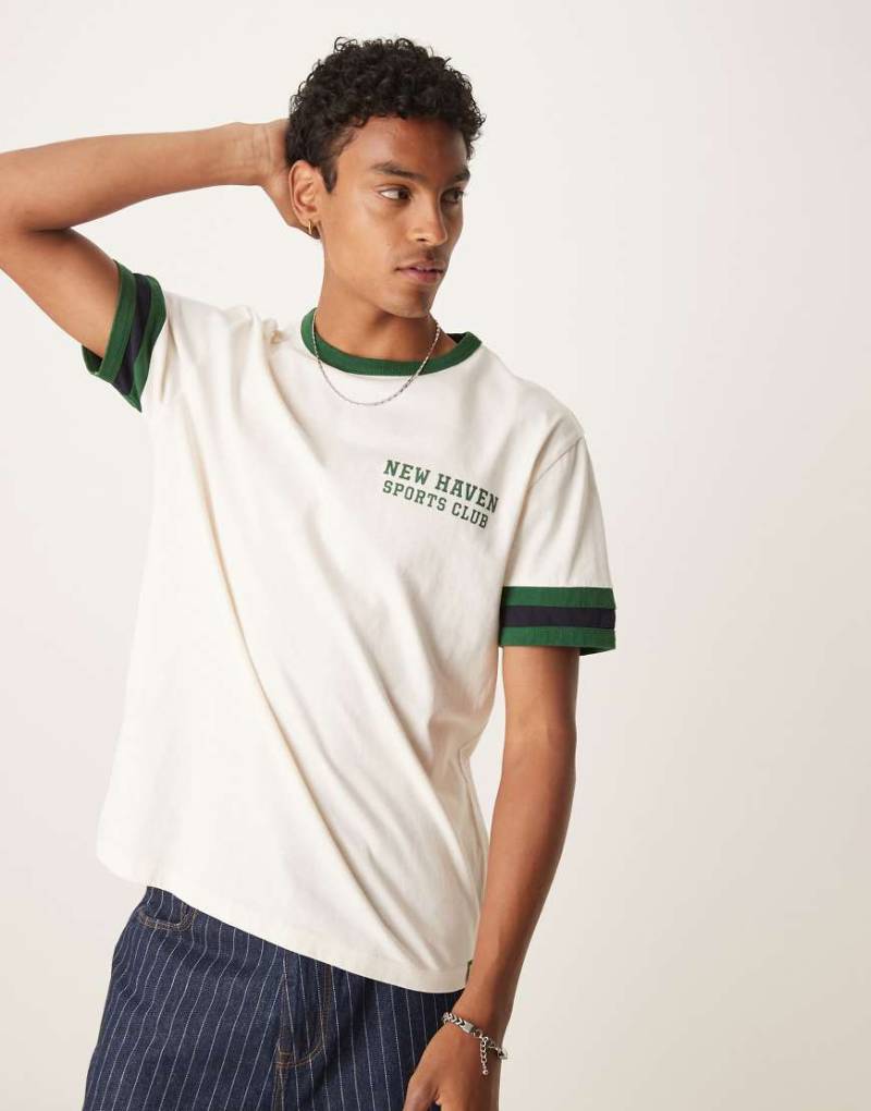 GANT - T-Shirt in Creme mit Grafik und Ringerrücken-Weiß von Gant