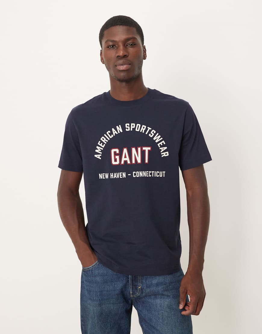 GANT - T-Shirt in Marineblau mit College-Logo von Gant