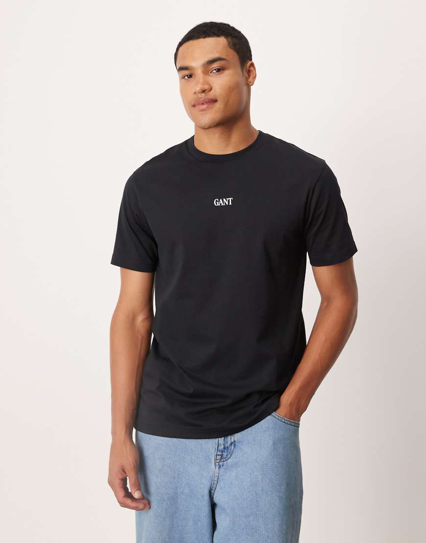 GANT - T-Shirt in Schwarz mit kleinem mittigem Logo von Gant