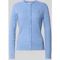 Gant Cardigan mit Zopfmuster und Logo-Stitching in Hellblau, Größe XXL von Gant
