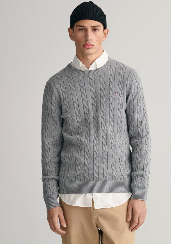 Gant Strickpullover COTTON CABLE C-NECK mit Wappen-Logostickerei auf der Brust von Gant