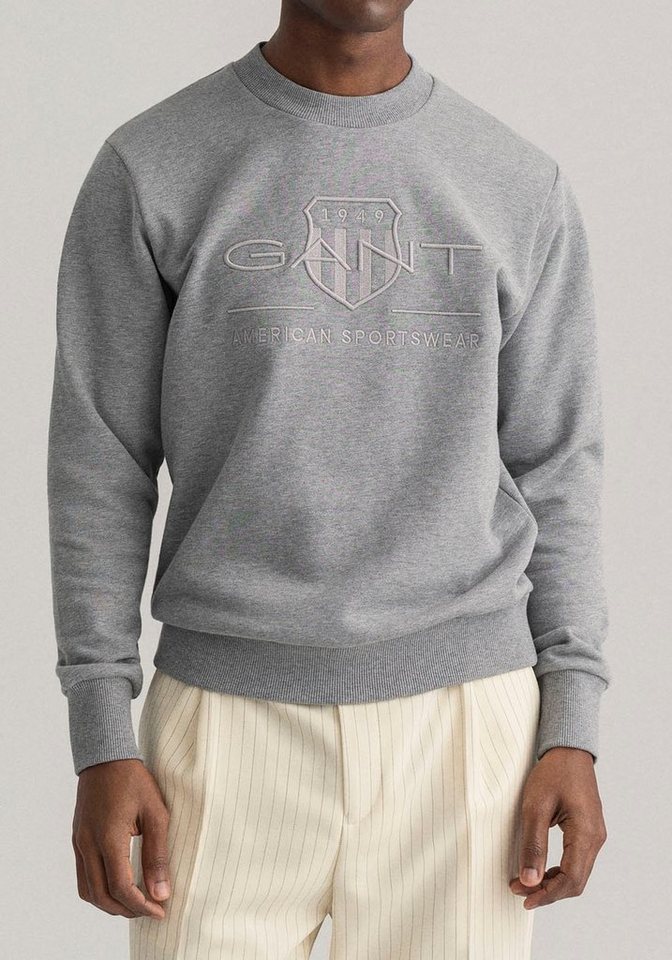 Gant Sweatshirt D1. TONAL ARCHIVE SHIELD C-NECK mit Logostickerei auf der Brust von Gant