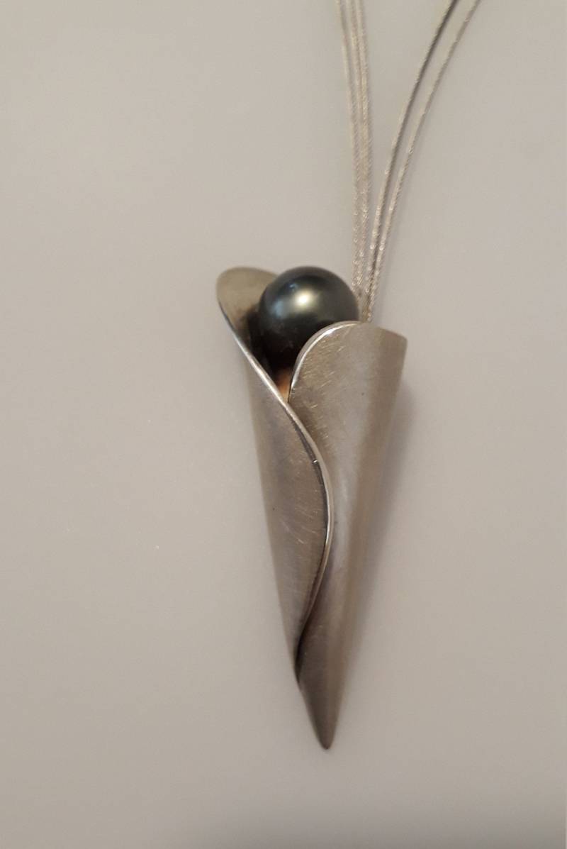 Ausgefallenes Collier in Silber Mit Tahitiperle von GanzSchoenFunkelnd