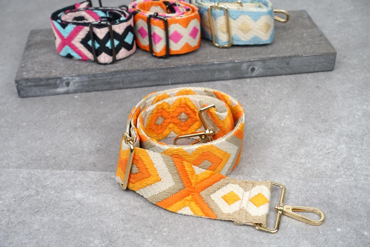 Breiter Boho-Taschengurt Im Bunten Rauten-Design | Orange, Cappuccino & Creme Verstellbar Breiter Boho-Taschengurt Im Bunten Rauten-Design | Orange, Cappuccino & Creme Verstellbar von GarageSixtysix